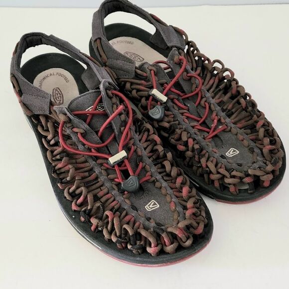 KEEN Uneek ParaCord Bungee Sandals Brown Red Black Mens 10 - Picture 1 of 6